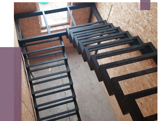 Демонтаж лестниц на металлокаркасе в Железногорске от 7359 руб. за м²