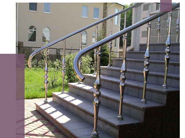 Перила для крыльца в Железногорске от 10732 руб. — монтаж ПРОЛЁТ-Жлк