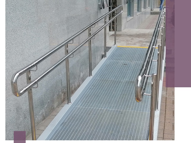 Пандусы для инвалидов в Железногорске — изготовление и монтаж