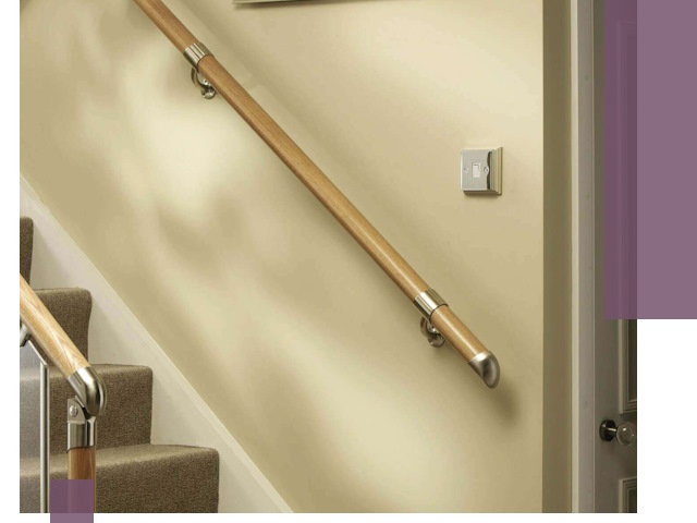 Монтаж пристенных поручней профессионально в Железногорске